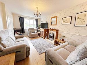 Lounge- click for photo gallery